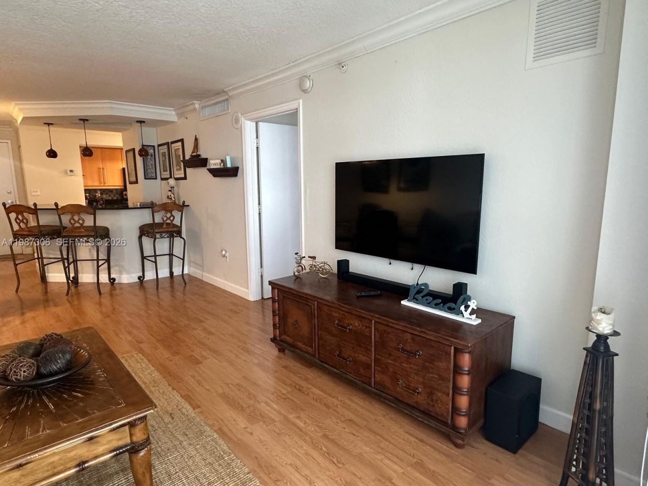 6917 Collins Ave , Unit 812, Miami Beach, FL 33141 Photo