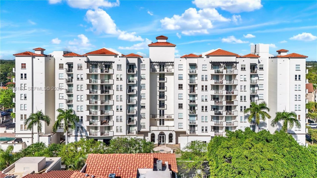 9021 SW 94th St, Unit 308, Miami, FL 33176 Photo