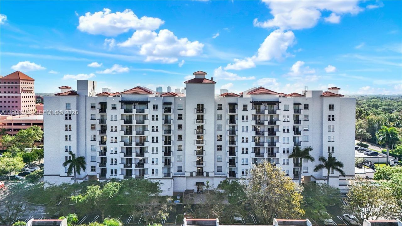 9021 SW 94th St, Unit 308, Miami, FL 33176 Photo