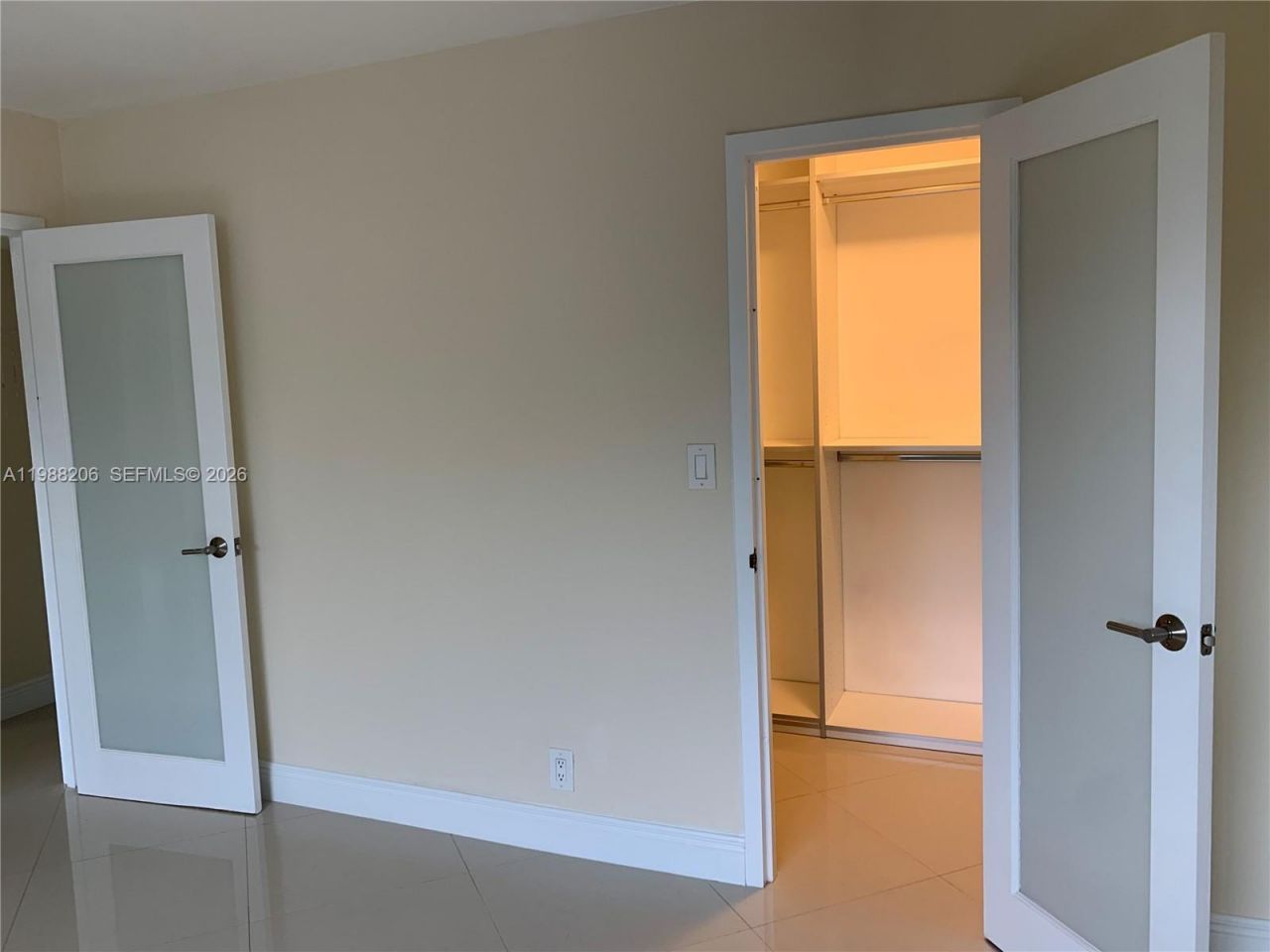 2715 Tigertail Ave, Unit 203, Coconut Grove, FL 33133 Photo