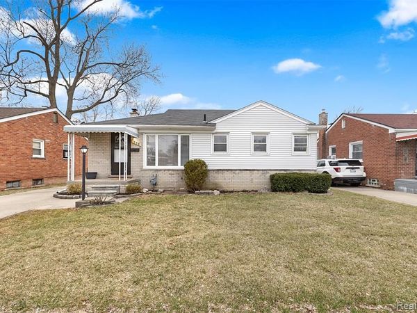 358 Greenwood Street, Inkster, MI 48141