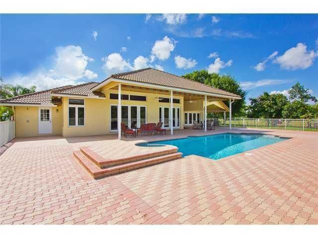 2088 Appaloosa Trail, Wellington, FL 00000 Photo