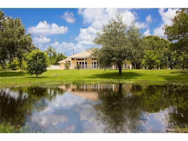 2088 Appaloosa Trail, Wellington, FL 00000 Photo
