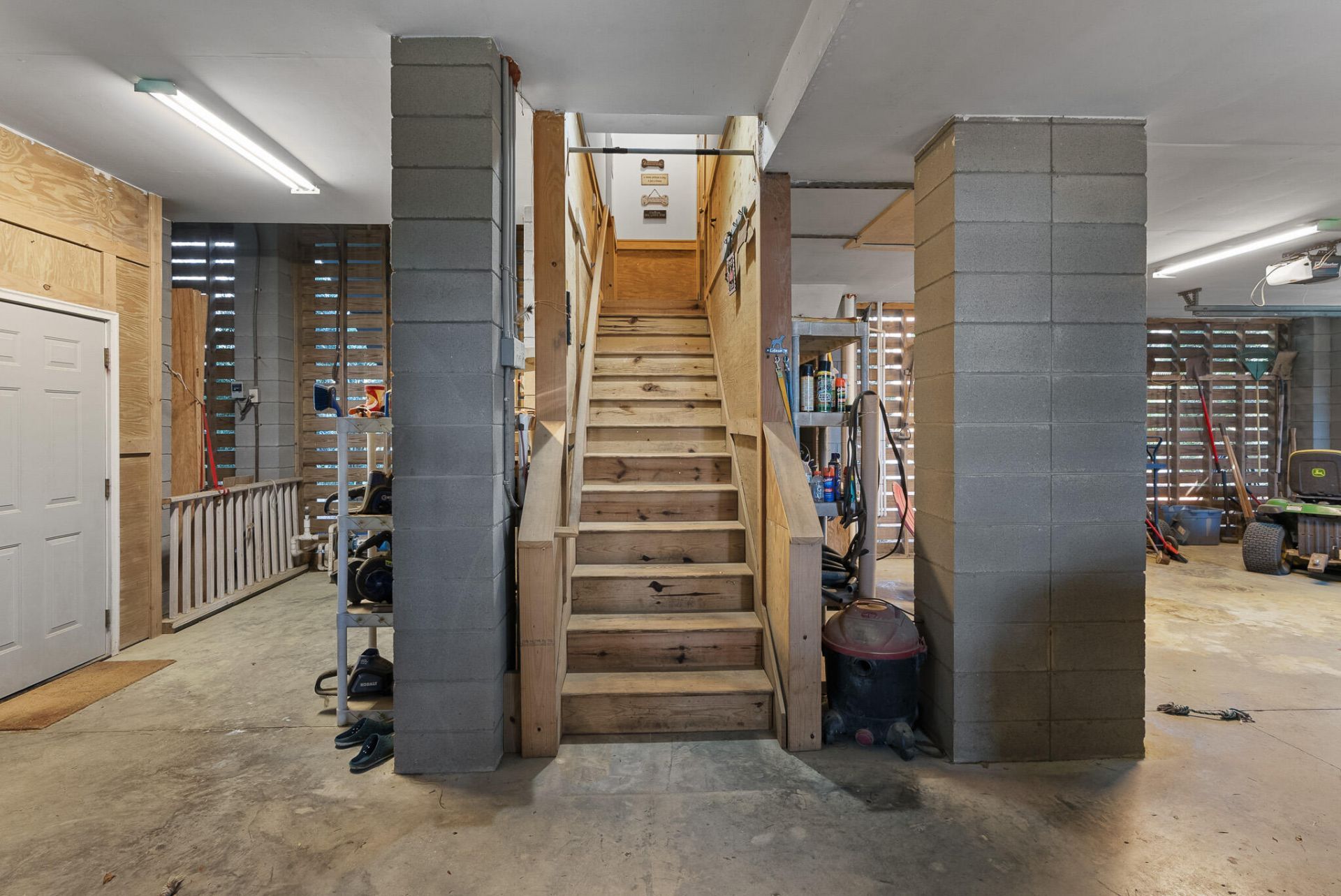 6042 Pawlett Blake Lane Photo 71