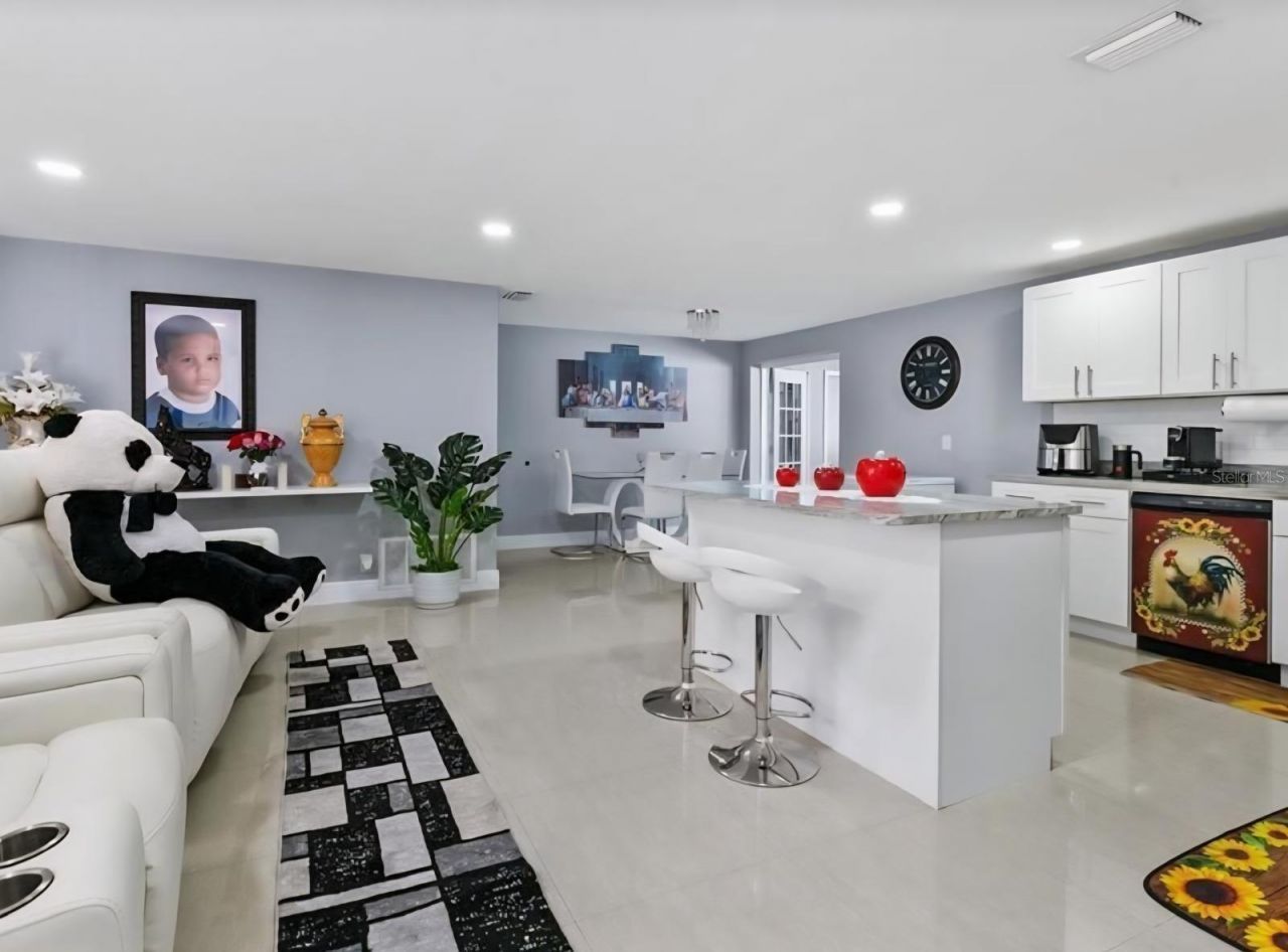 8310 Pat Boulevard , Tampa, FL 33615 Photo