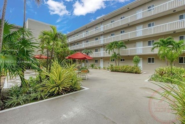 7703 Camino Real, Unit A105, Miami, FL 33143 Photo