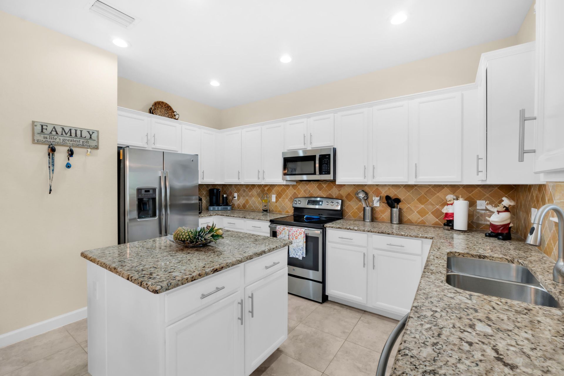 4684 Veteran Terrace, Lake Worth, FL 33463 Photo