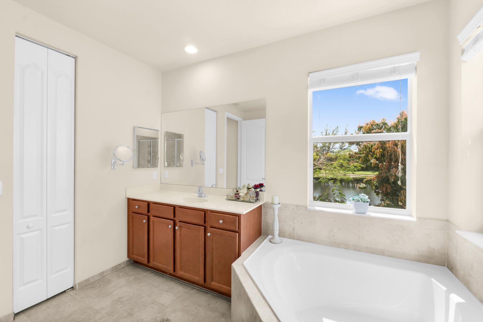 4684 Veteran Terrace, Lake Worth, FL 33463 Photo