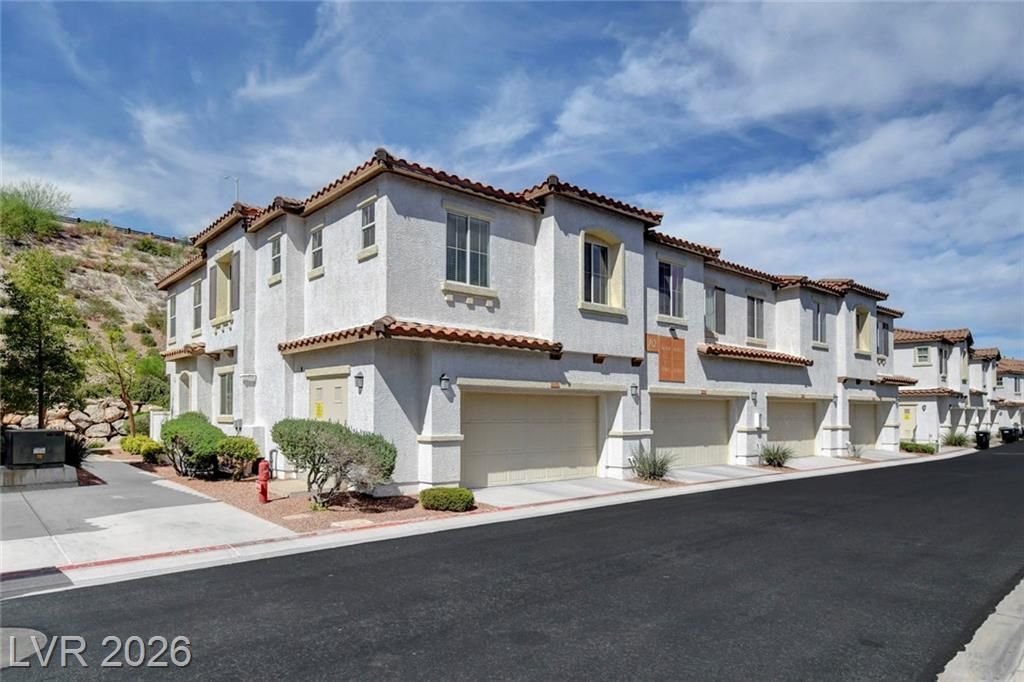 1525 Spiced Wine Avenue, Unit 10101, Henderson, NV 89074 Main Photo