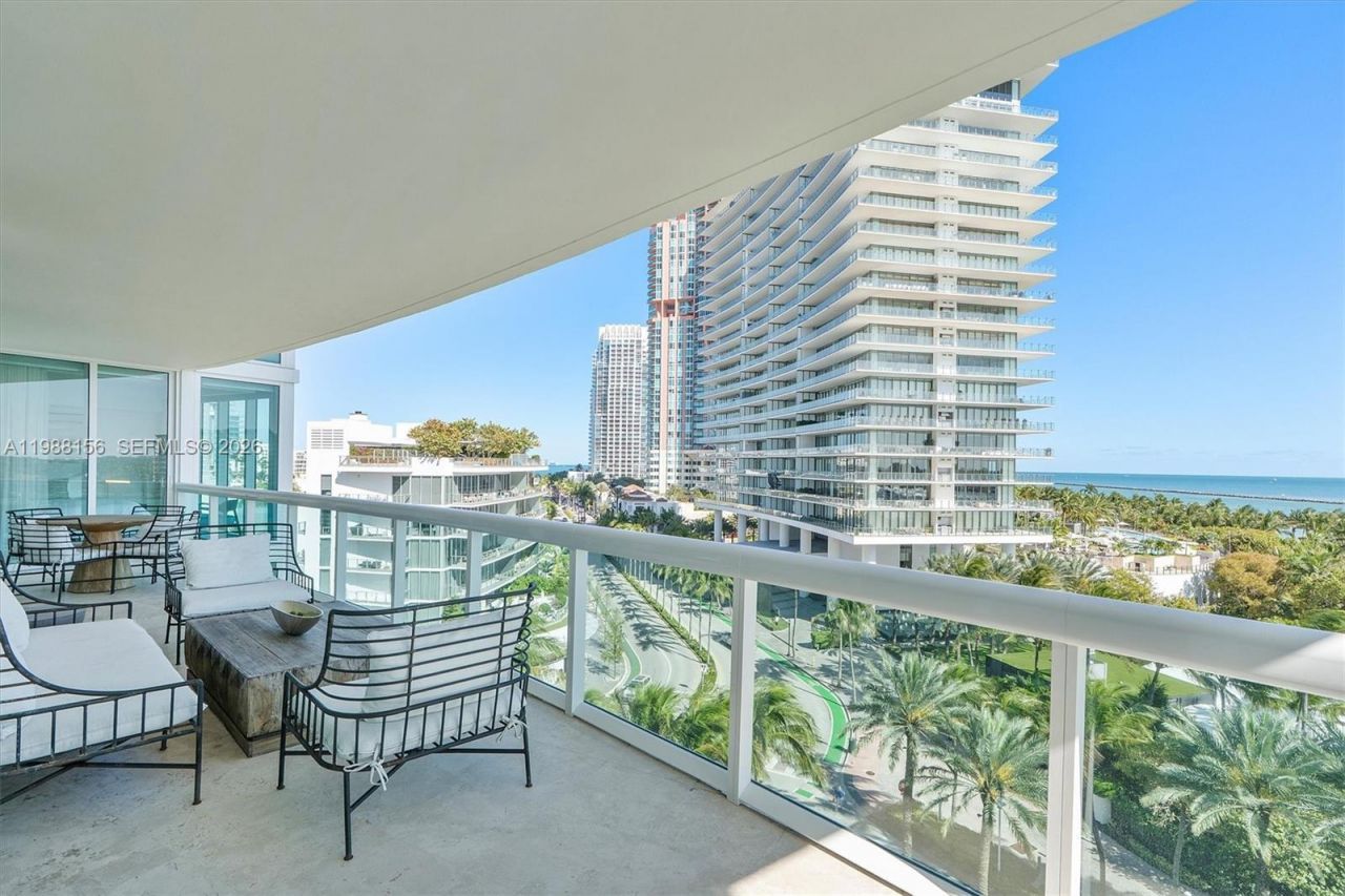 1000 S Pointe Dr , Unit 705, Miami Beach, FL 33139 Photo