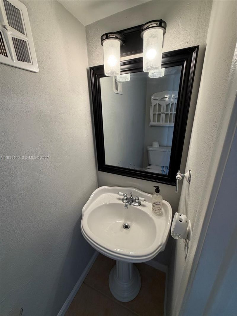 6760 SW 40th St, Unit 41, Davie, FL 33314 Photo