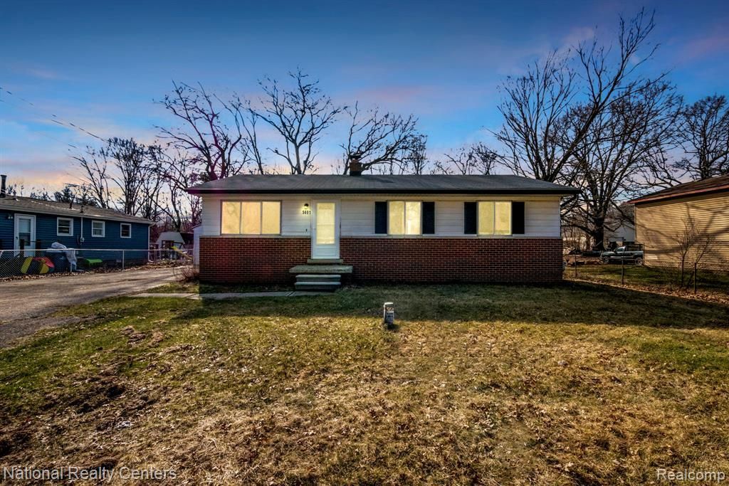 5691 Lake Grove Drive, White Lake Township, MI 48383 Main Photo