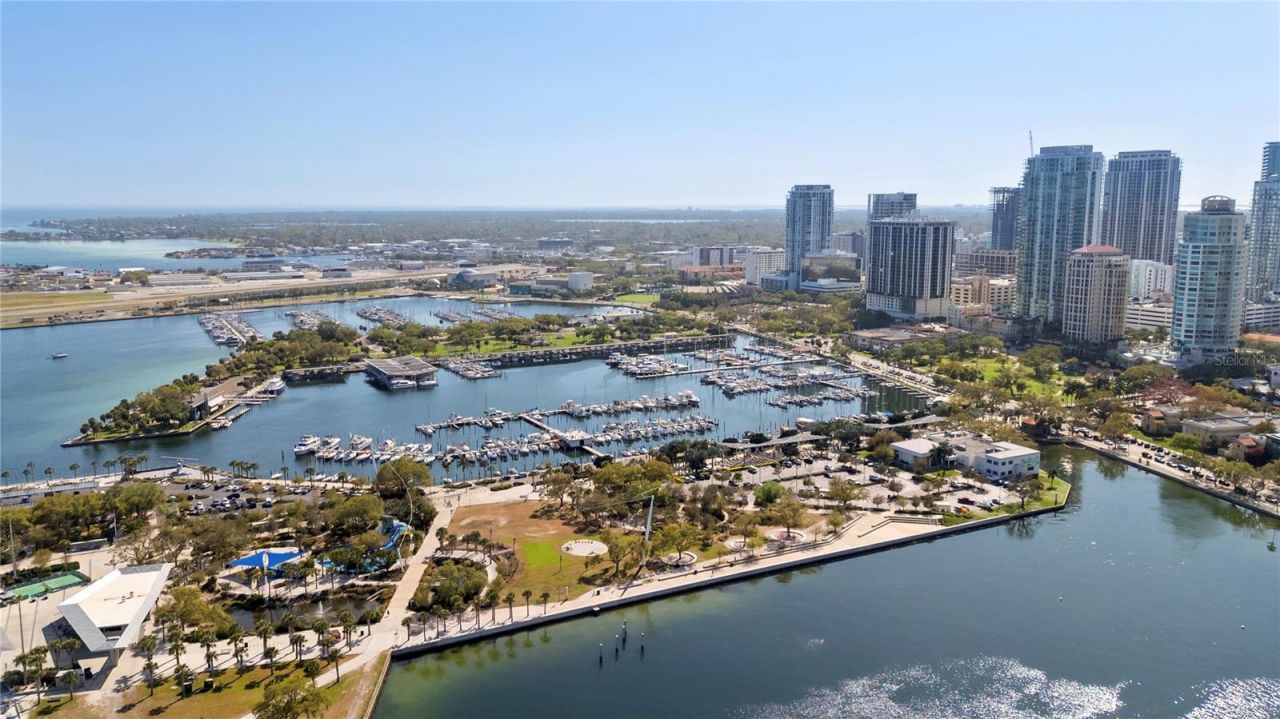 300 Beach Drive Ne, Unit 302, Saint Petersburg, FL 33701 Photo