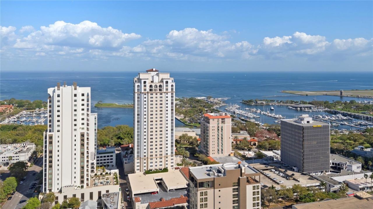 300 Beach Drive Ne, Unit 302, Saint Petersburg, FL 33701 Photo