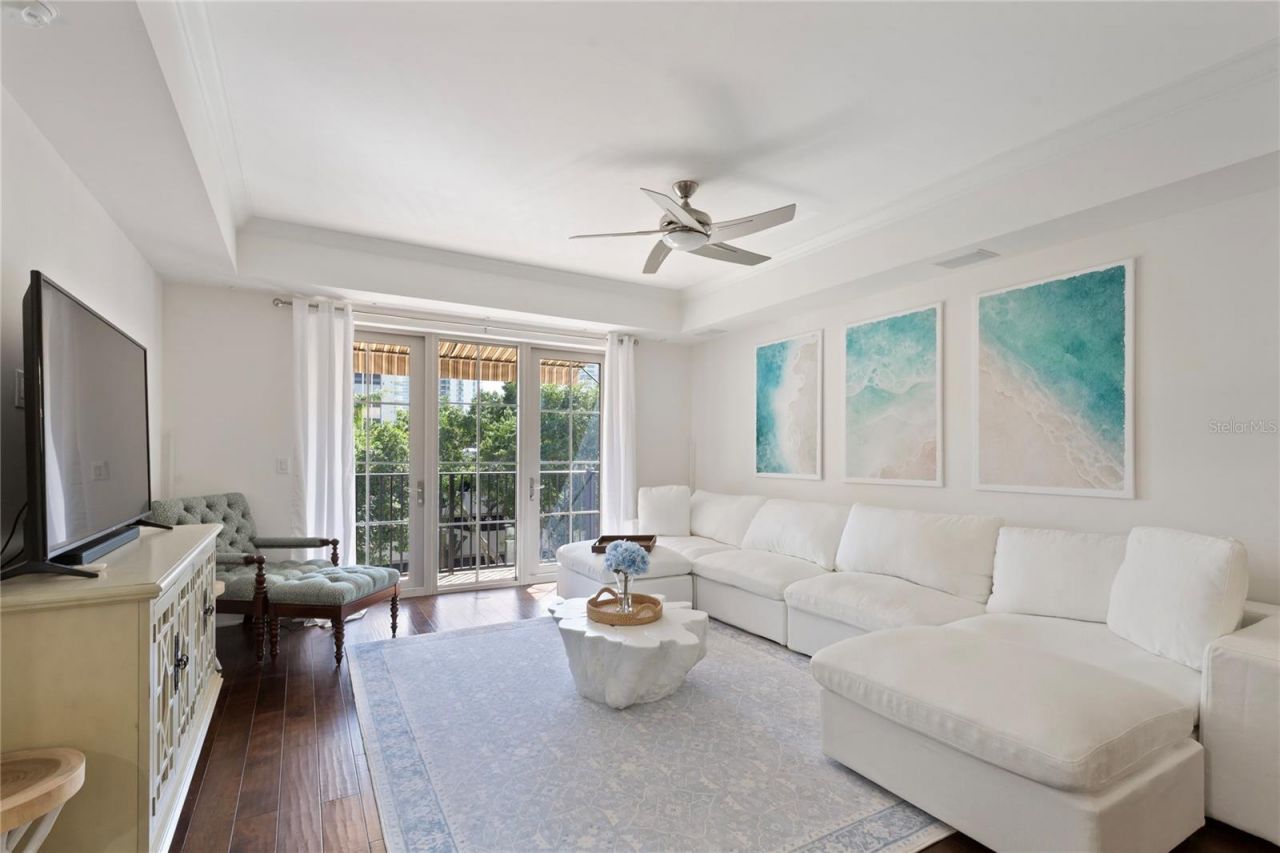 300 Beach Drive Ne, Unit 302, Saint Petersburg, FL 33701 Photo