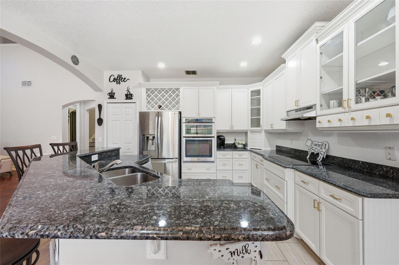 9168 Lake Avon Drive, Orlando, FL 32829 Photo