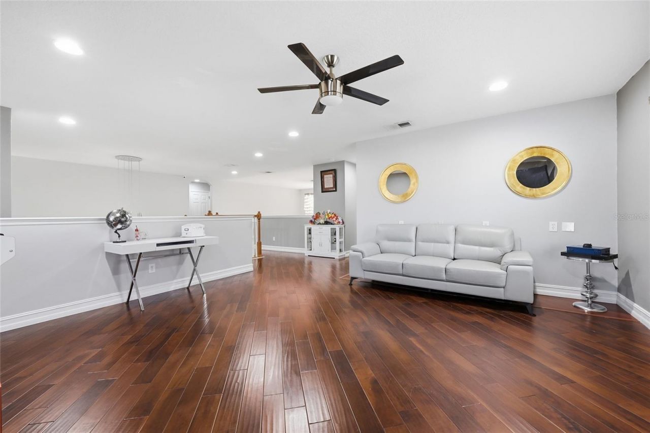 9168 Lake Avon Drive, Orlando, FL 32829 Photo