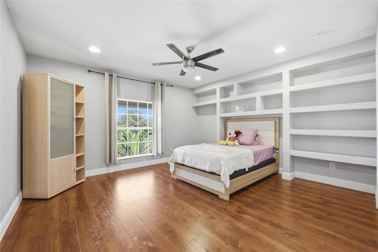 9168 Lake Avon Drive, Orlando, FL 32829 Photo