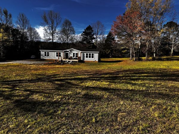 1019 E Reed Road, LaFayette, GA 30728