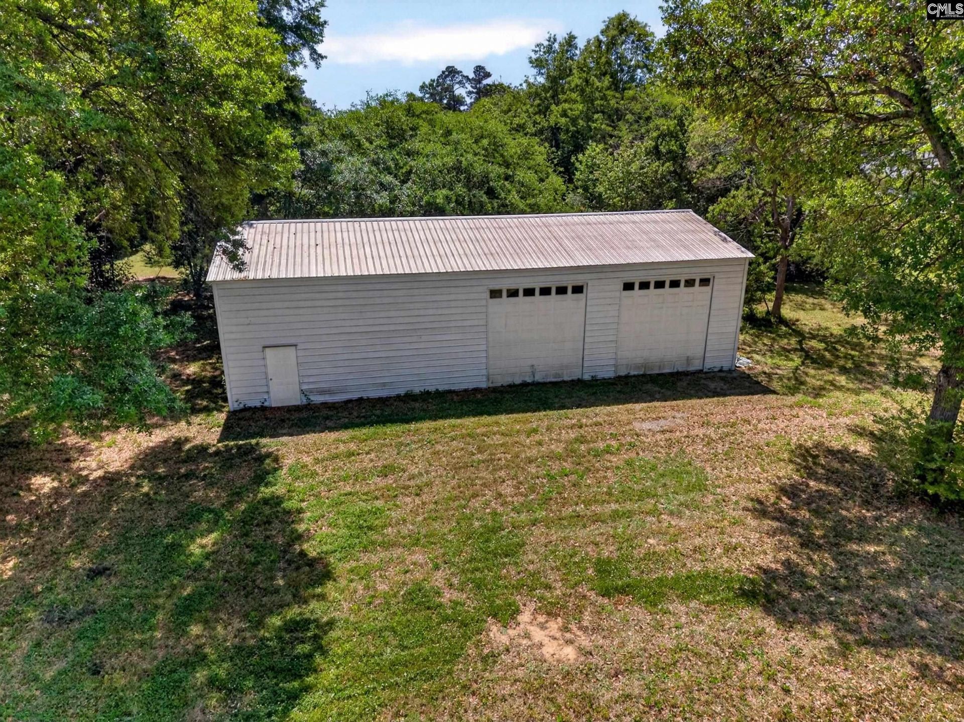 121 N Dew Street Photo 16