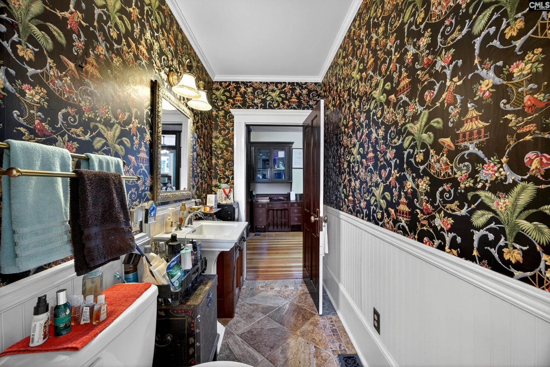 121 N Dew Street Photo 23