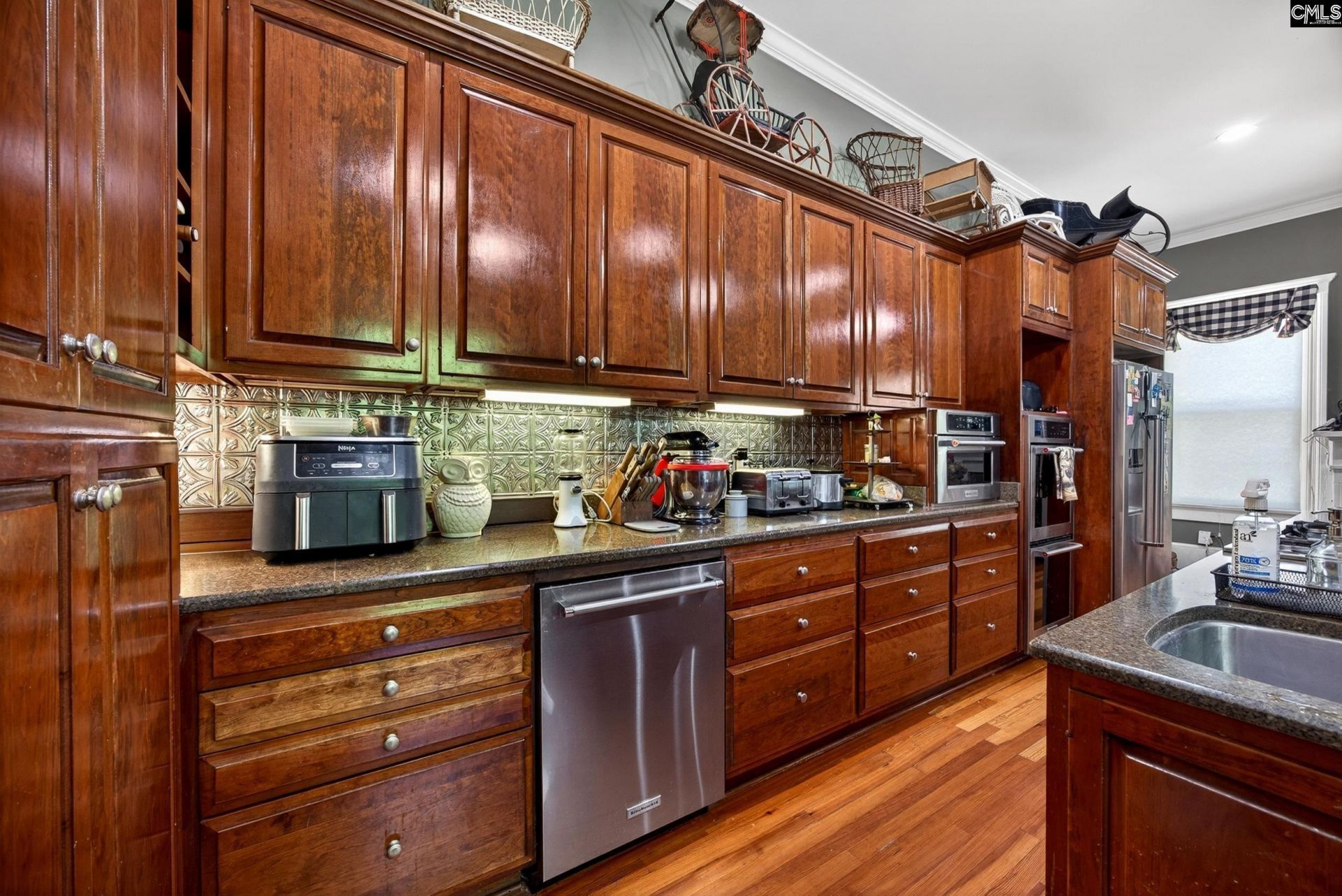 121 N Dew Street Photo 29
