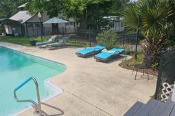 121 Dew Street photo 4