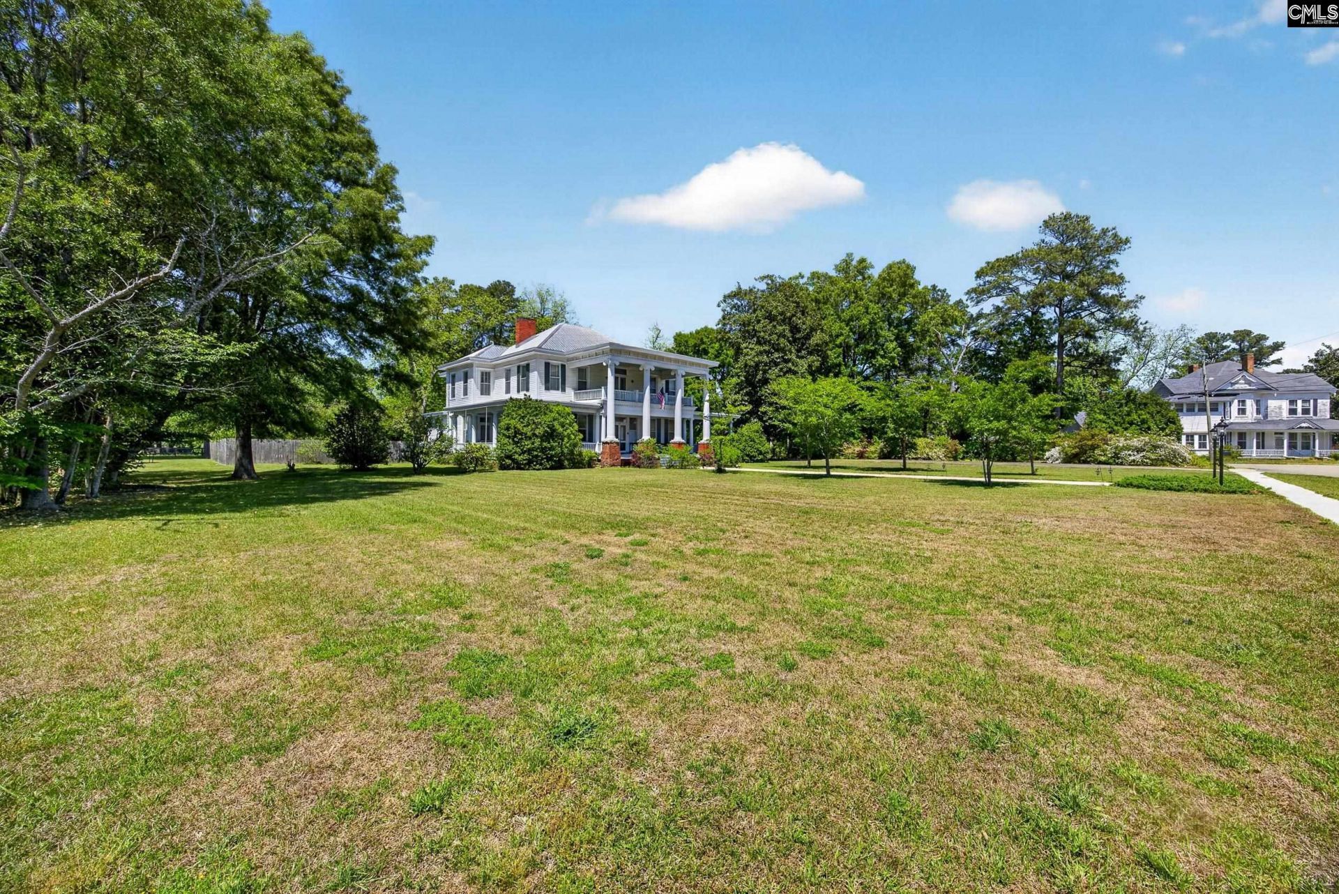 121 N Dew Street Photo 67