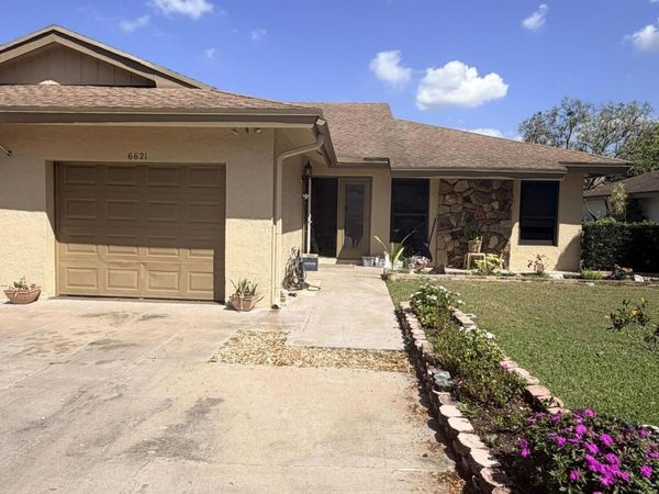 6621 NW 4th Court, Plantation, FL 33317