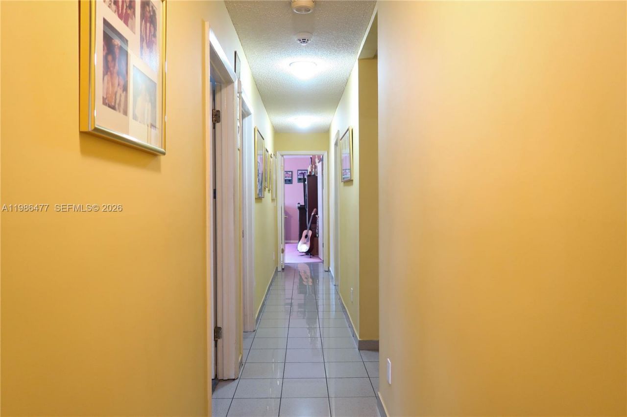 661 NE 4th Pl , Hialeah, FL 33010 Photo