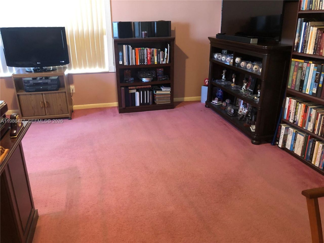 661 NE 4th Pl , Hialeah, FL 33010 Photo