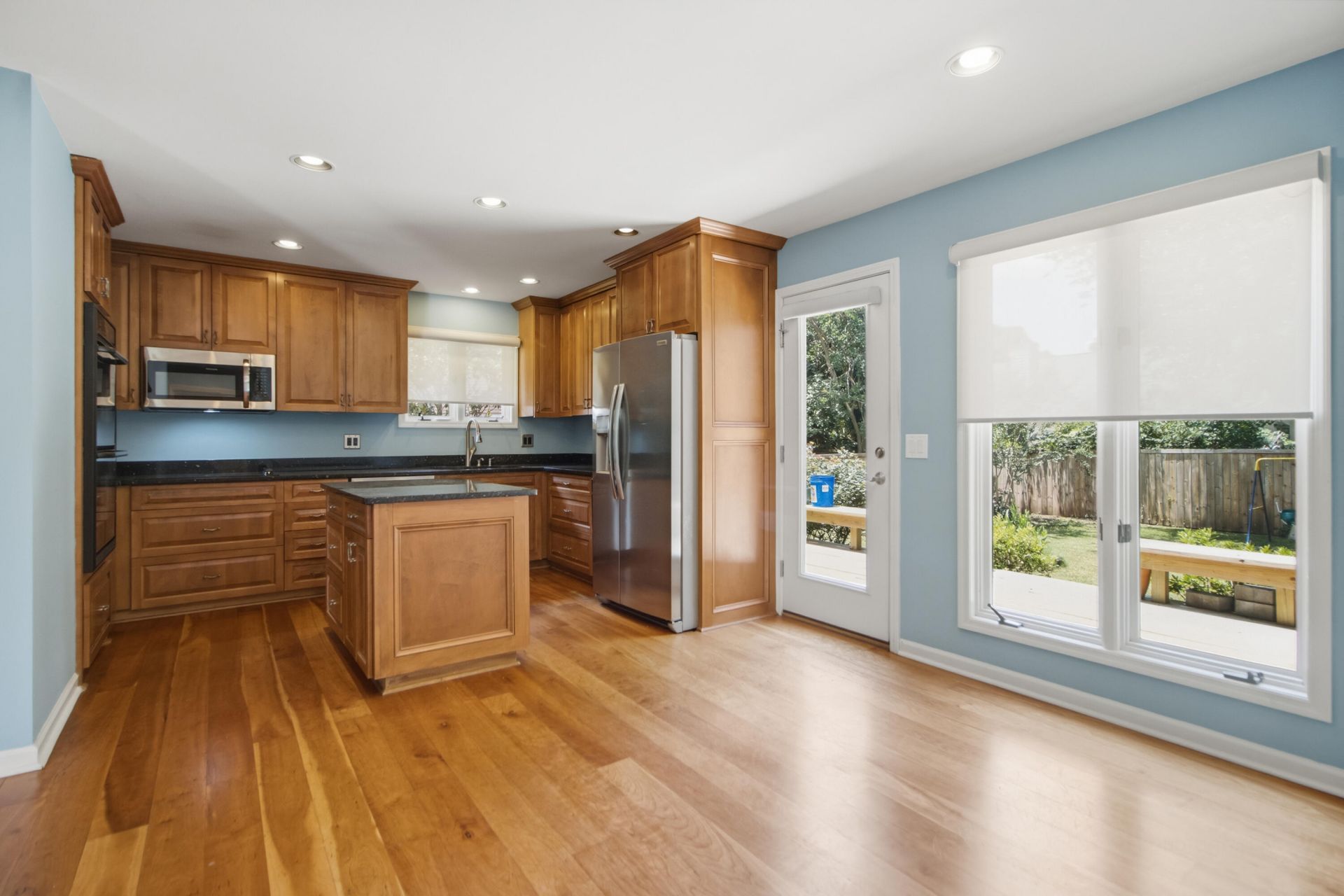 18 Lavington Road Photo 12