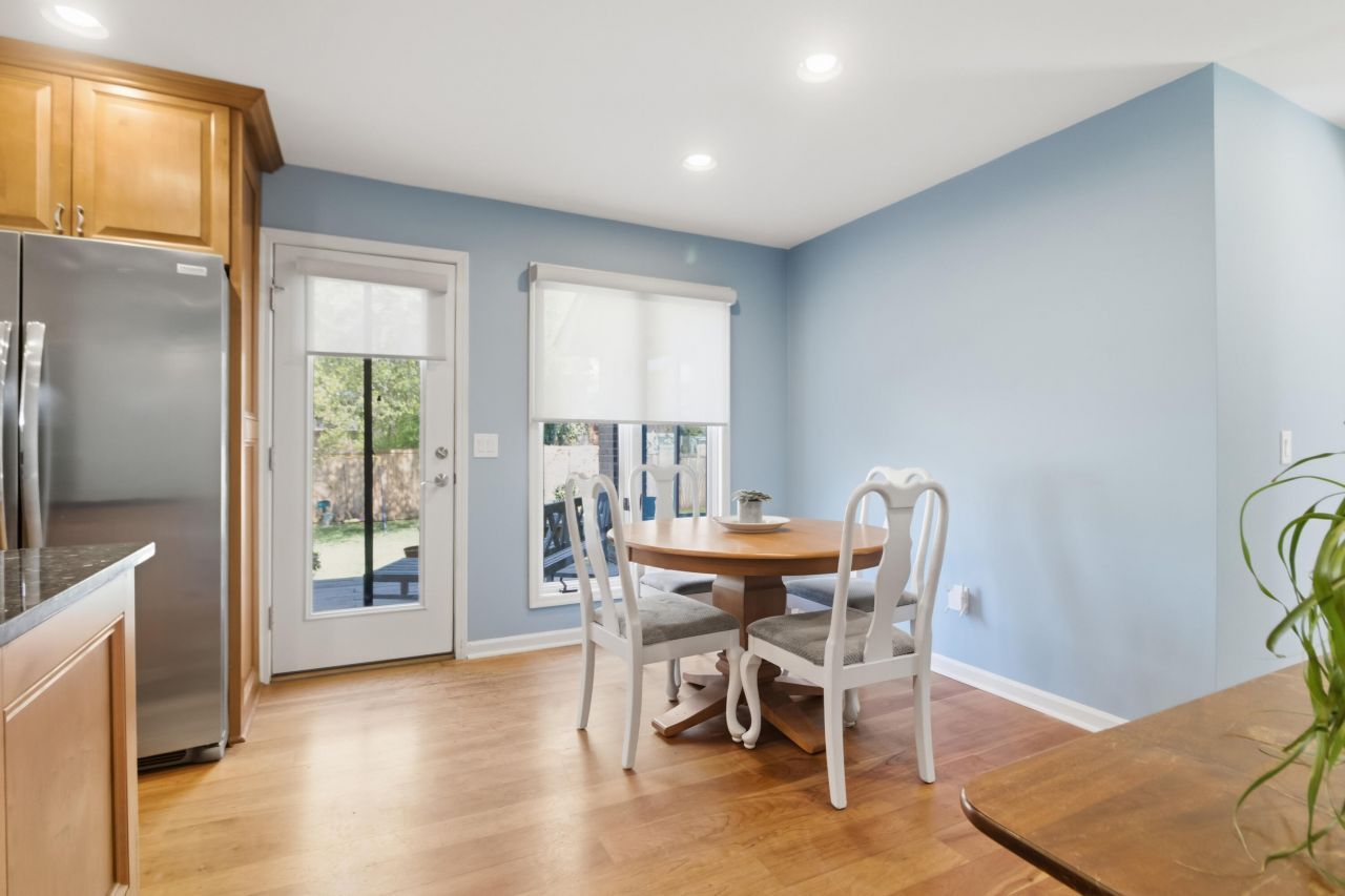 18 Lavington Road Photo 18