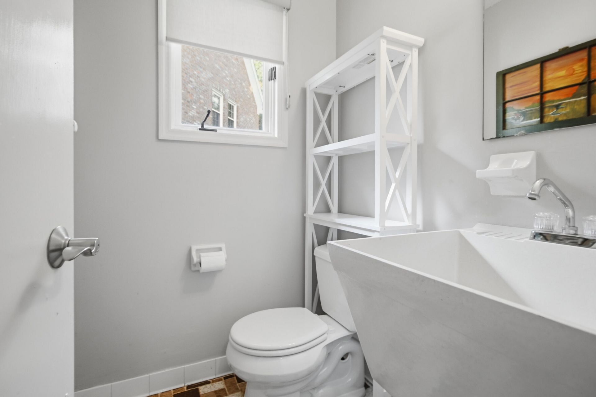 18 Lavington Road Photo 24