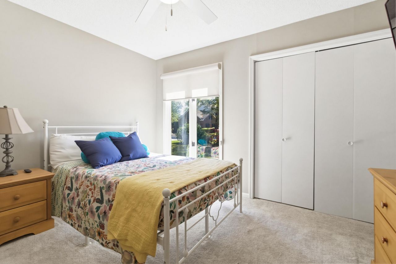 18 Lavington Road Photo 26