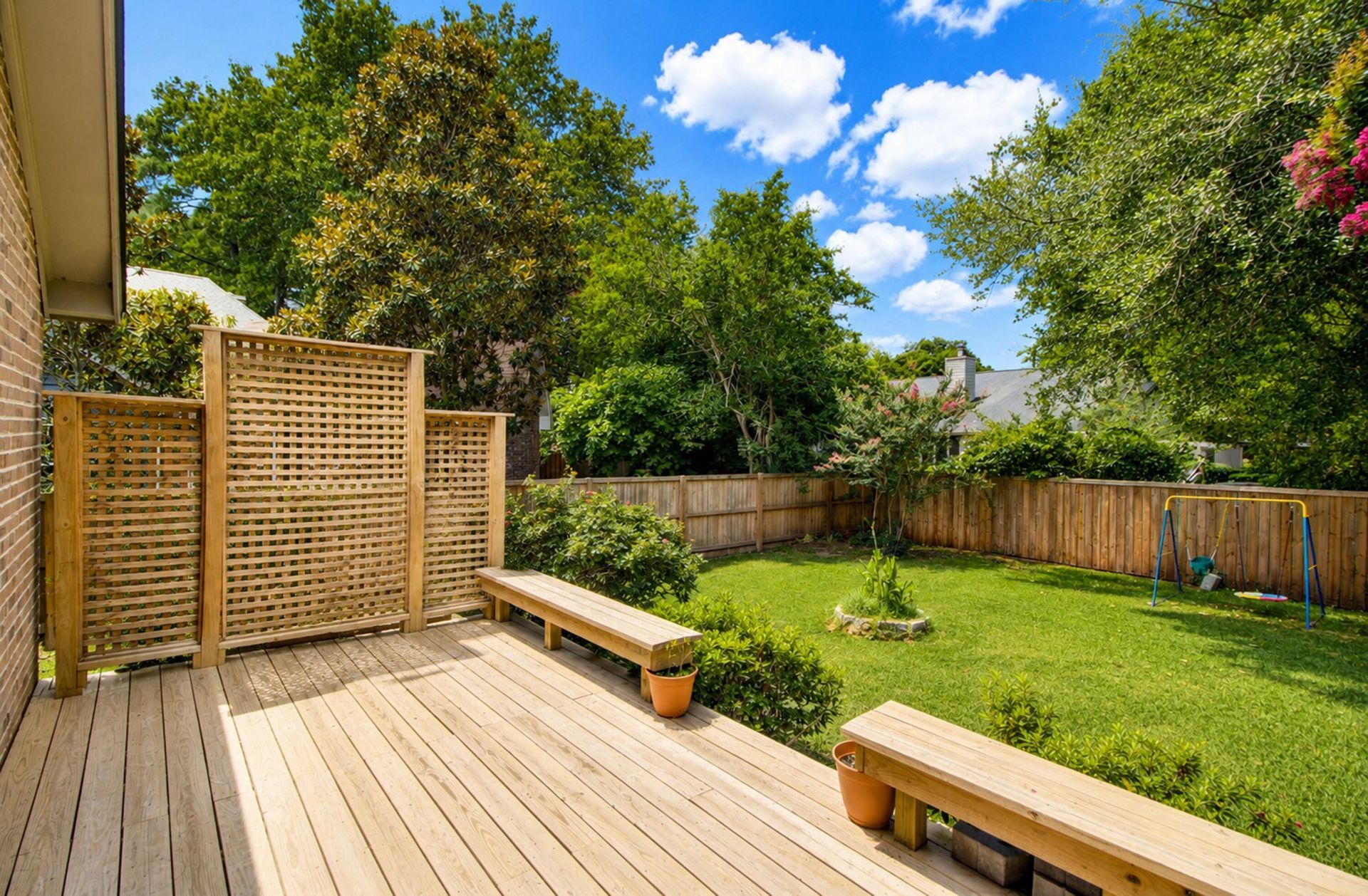 18 Lavington Road Photo 4