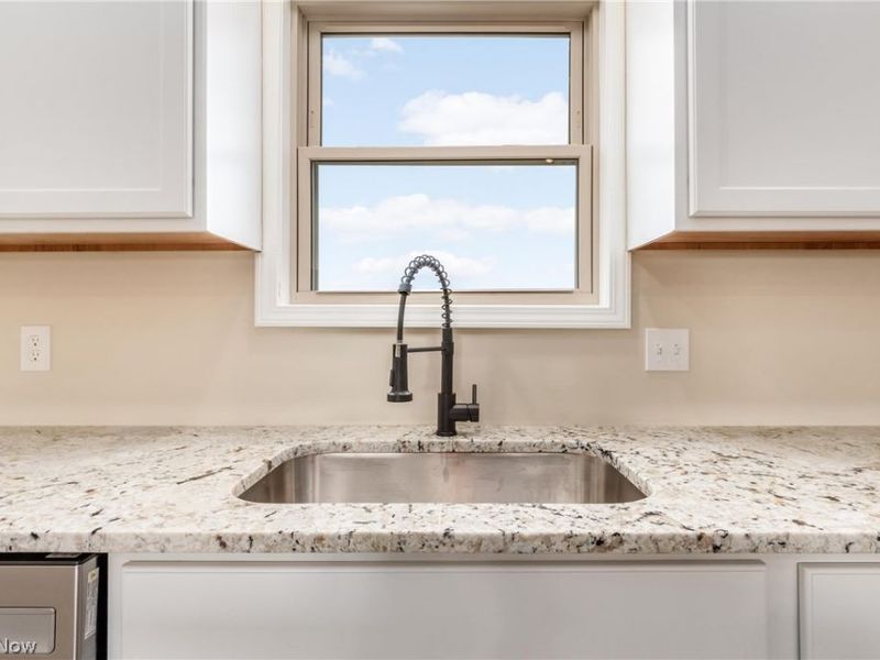 6385 Raiders, Frazeysburg, OH 43822 Photo 13