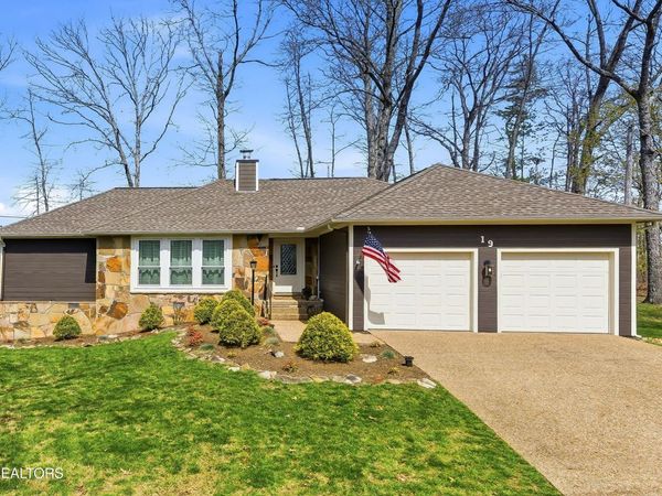 19 Newcom Court, Crossville, TN 38558