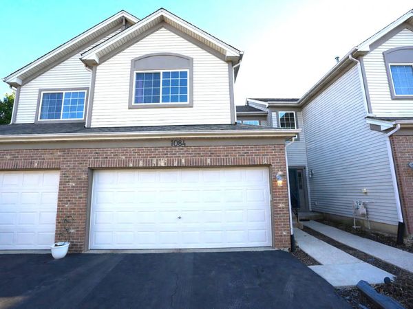 1084 Parkhill Circle, Unit 1084, Aurora, IL 60502