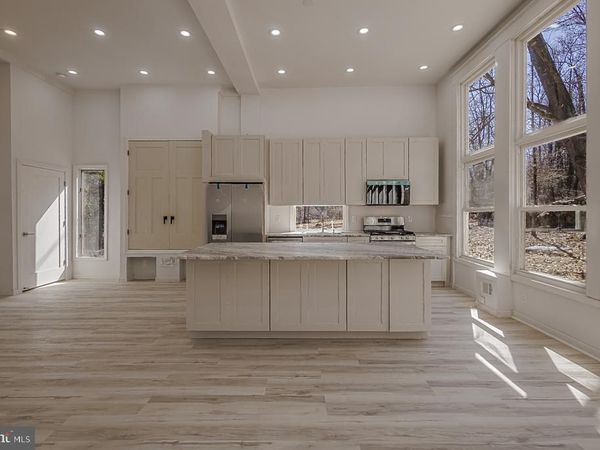 242 HOLLOW ROAD, SKILLMAN, NJ 08558