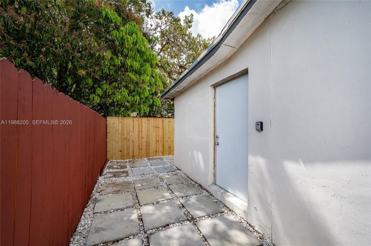 10954 SW 157th Ter , Unit 1, Miami, FL 33157 Photo