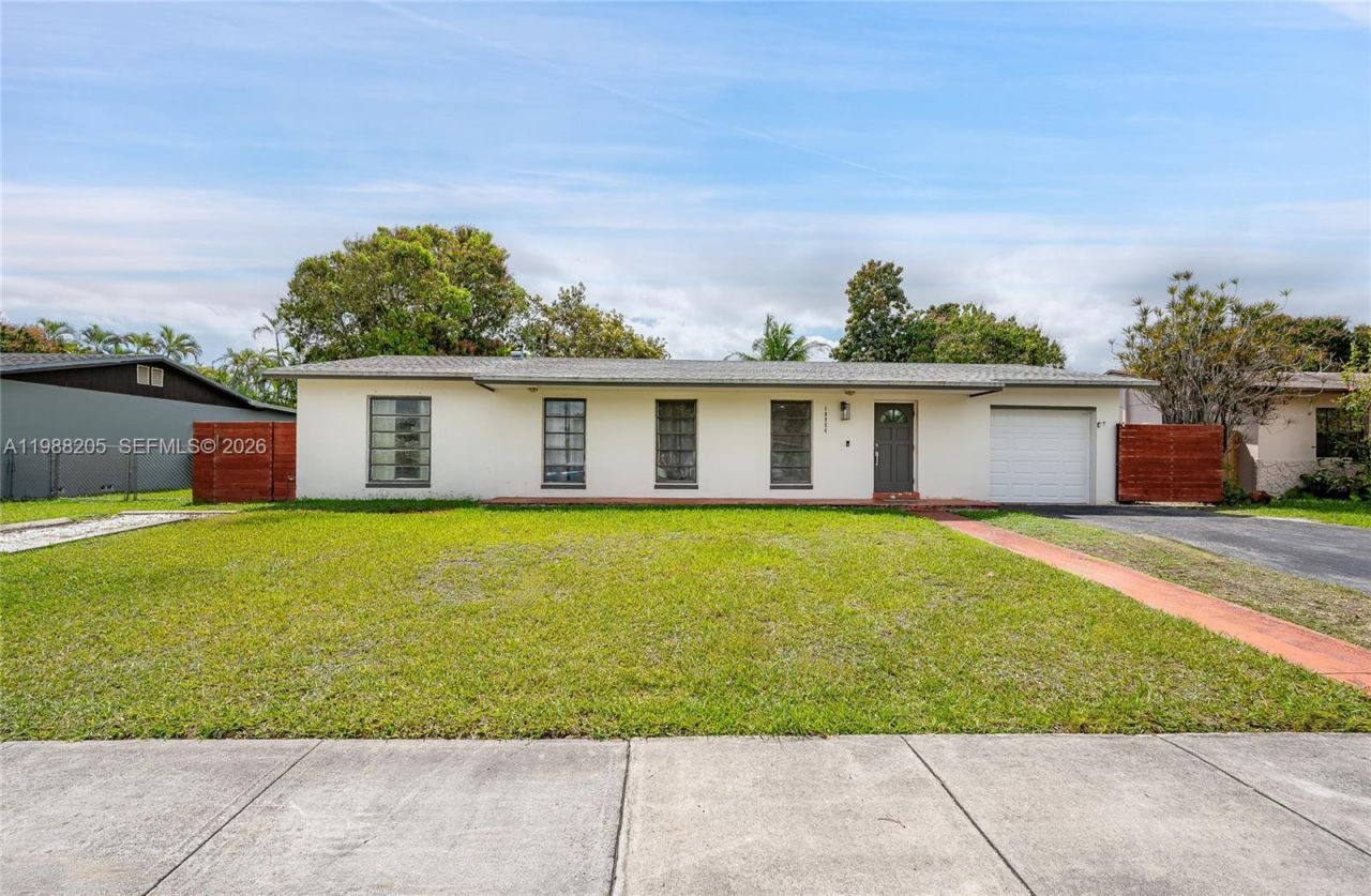 10954 SW 157th Ter , Unit 1, Miami, FL 33157 Photo