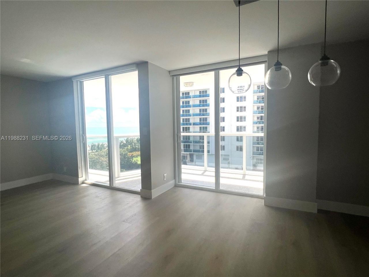 2401 Collins Ave , Unit 803, Miami Beach, FL 33140 Photo