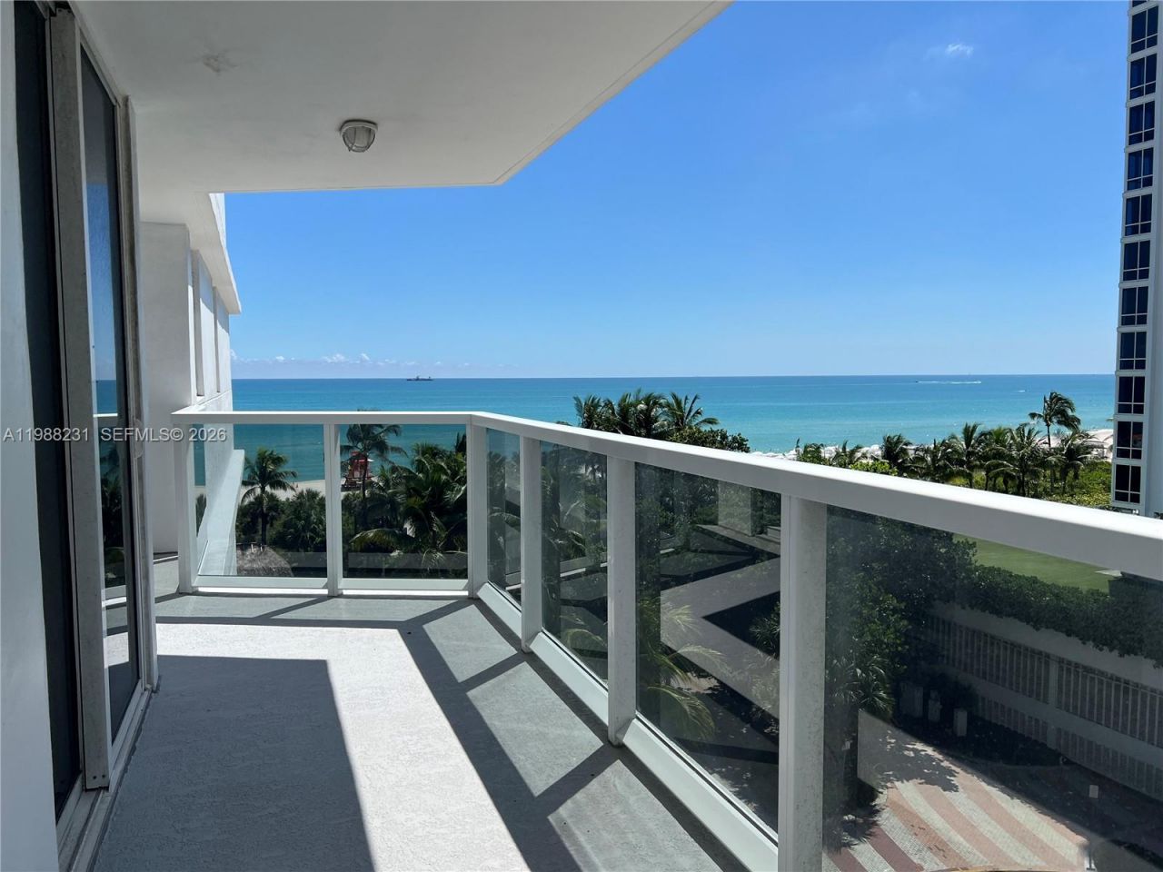 2401 Collins Ave , Unit 803, Miami Beach, FL 33140 Photo