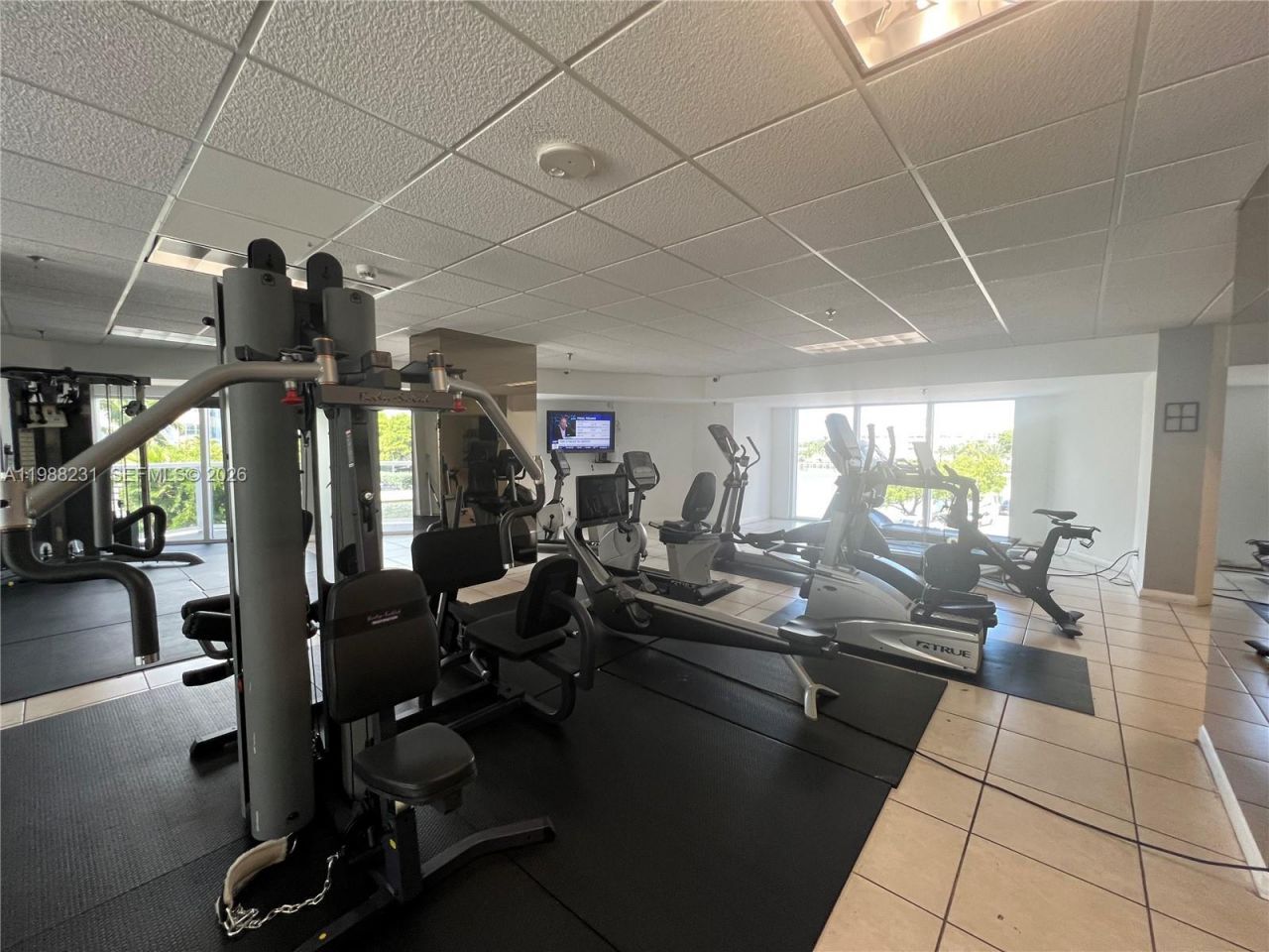 2401 Collins Ave , Unit 803, Miami Beach, FL 33140 Photo