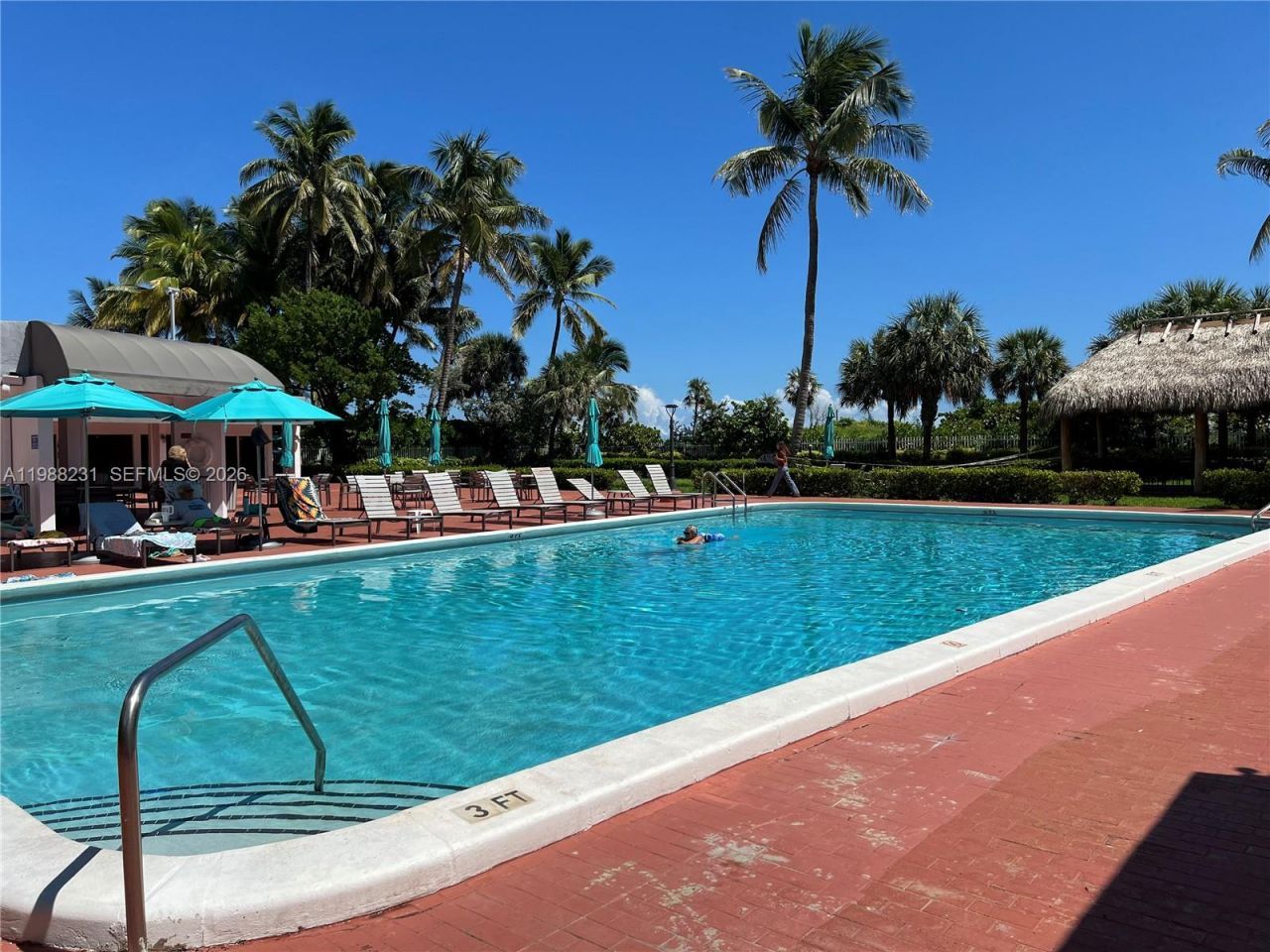 2401 Collins Ave , Unit 803, Miami Beach, FL 33140 Photo