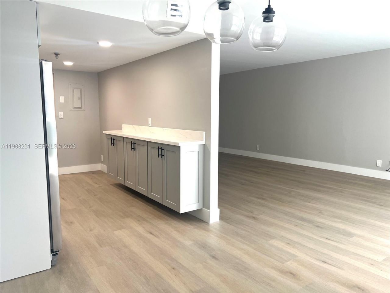 2401 Collins Ave , Unit 803, Miami Beach, FL 33140 Photo