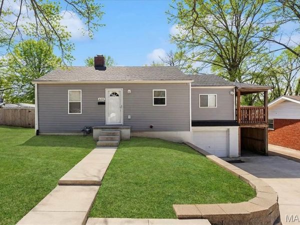 6100 N Belt W, Belleville, IL 62223