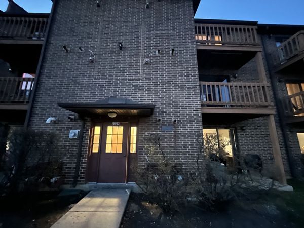 Unit E, Lisle, IL 60532