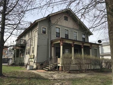 517 519 521 523 525 Lww Street, Mishawaka, IN 46544